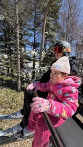 子どもたちのスキー挑戦　リフト